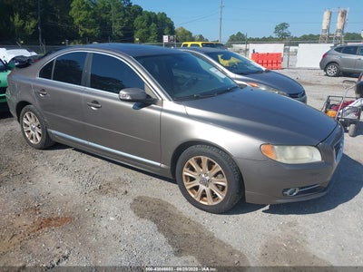 VOLVO S80 2010