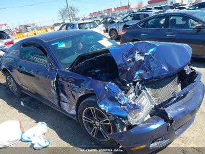 FORD MUSTANG 2010