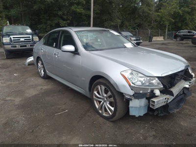 INFINITI M35 2008
