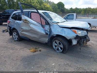 SUBARU FORESTER 2016