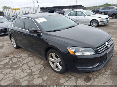 VOLKSWAGEN PASSAT 2013