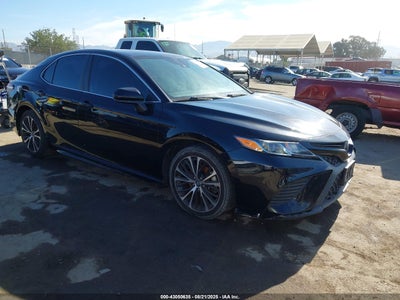 TOYOTA CAMRY 2020