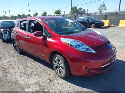 NISSAN LEAF 2013