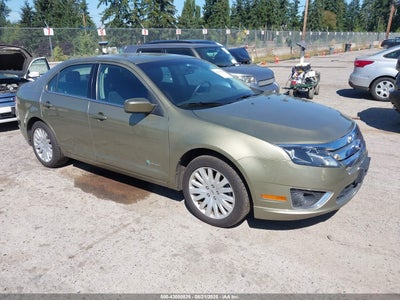 FORD FUSION HYBRID 2012