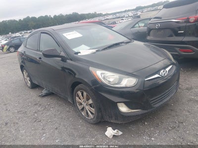 HYUNDAI ACCENT 2013