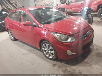 HYUNDAI ACCENT 2013