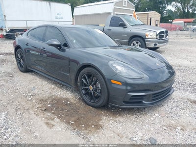 PORSCHE PANAMERA 2018