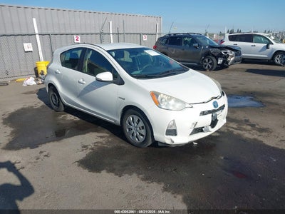 TOYOTA PRIUS C 2012