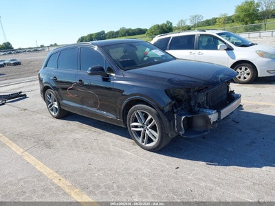 AUDI Q7 2018