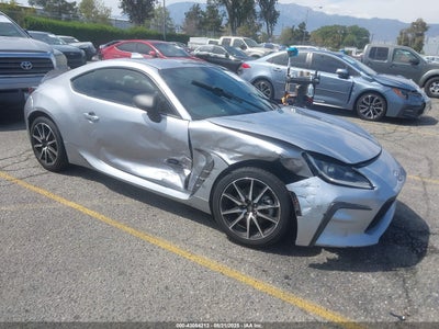 TOYOTA GR86 2023