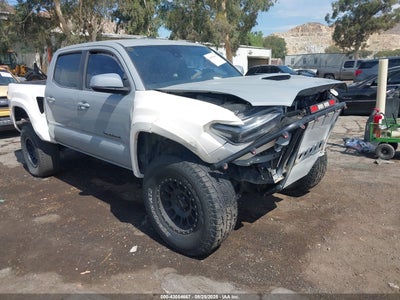 TOYOTA TACOMA 2019