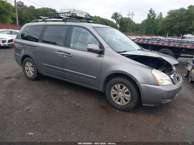 KIA SEDONA 2011