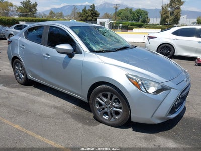 TOYOTA YARIS 2019