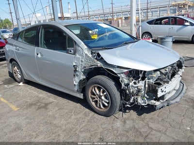 TOYOTA PRIUS PRIME 2017