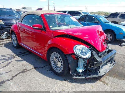 VOLKSWAGEN BEETLE 2015