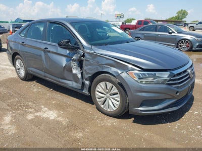 VOLKSWAGEN JETTA 2019