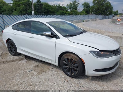 CHRYSLER 200 2015