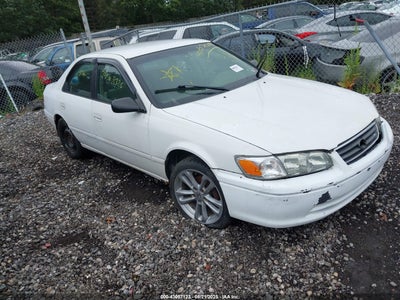 TOYOTA CAMRY 2001