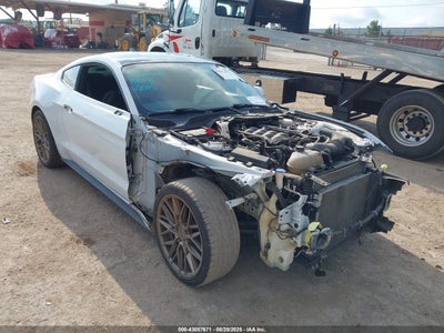 FORD MUSTANG 2020