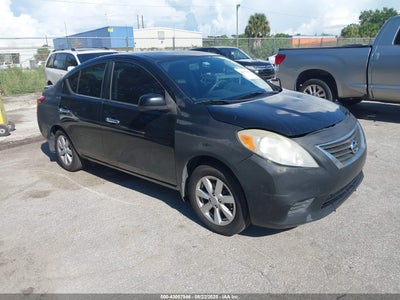 NISSAN VERSA 2014