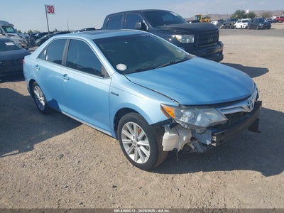 TOYOTA CAMRY HYBRID 2013