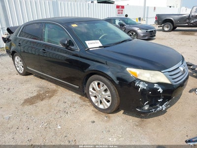 TOYOTA AVALON 2012