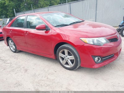 TOYOTA CAMRY 2014