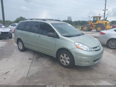 TOYOTA SIENNA 2006