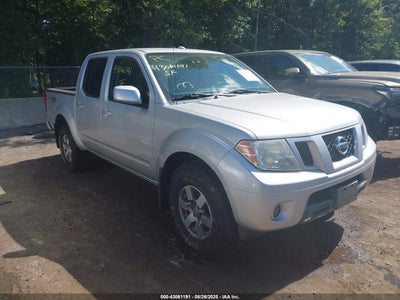 NISSAN FRONTIER 2011