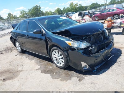 TOYOTA CAMRY 2014
