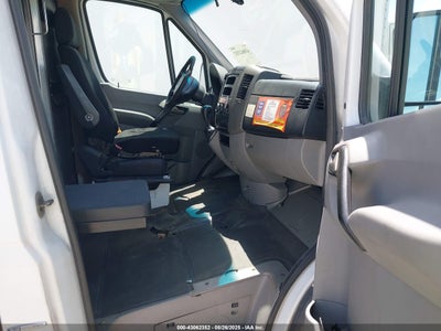 MERCEDES-BENZ SPRINTER 2500 2012