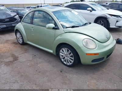 VOLKSWAGEN NEW BEETLE 2008