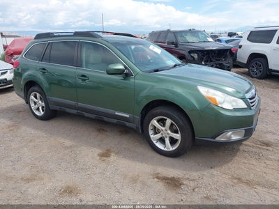 SUBARU OUTBACK 2011