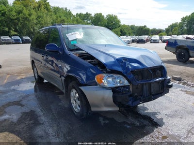 KIA SEDONA 2004