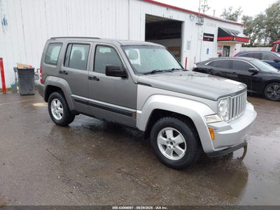 JEEP LIBERTY 2012