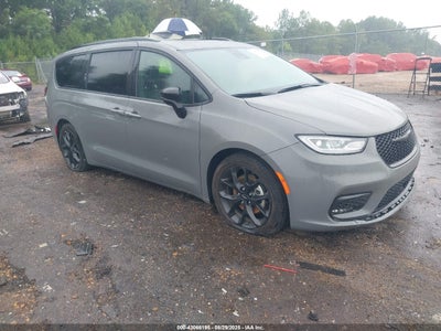 CHRYSLER PACIFICA 2025