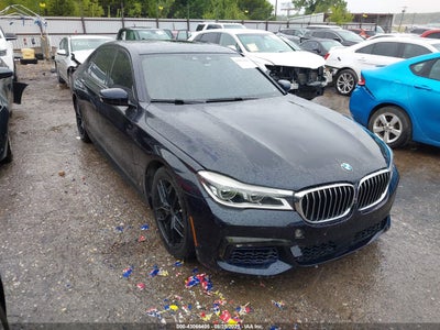 BMW 750I 2016