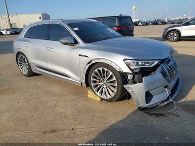 AUDI E-TRON 2019