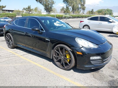 PORSCHE PANAMERA 2012