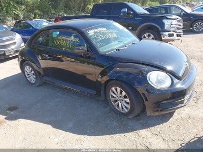 VOLKSWAGEN BEETLE 2014
