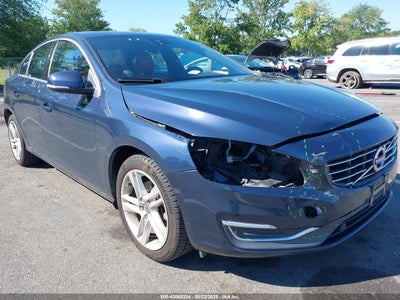 VOLVO S60 2015