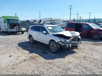 SUBARU OUTBACK 2015