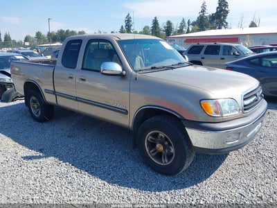 TOYOTA TUNDRA 2001