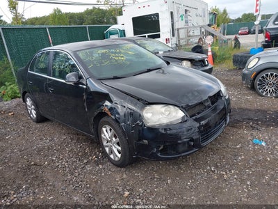VOLKSWAGEN JETTA 2010
