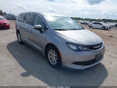 CHRYSLER PACIFICA 2017