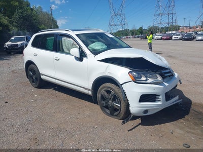 VOLKSWAGEN TOUAREG 2013