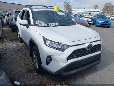 TOYOTA RAV4 2021