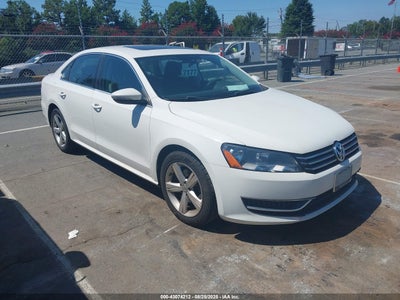 VOLKSWAGEN PASSAT 2012