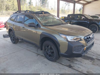 SUBARU OUTBACK 2025