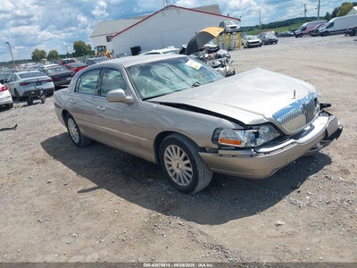 LINCOLN TOWN CAR 2003